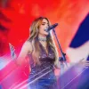 Mariana Fagundes estreia em festival lotado e anuncia novo show em SP