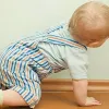 Crian�a em casa? Especialista alerta para riscos el�tricos que os pais esquecem