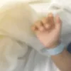Crian�a de tr�s anos morre ap�s ser espancada pelo pai no Rio Grande do Sul