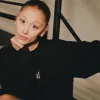 Ariana Grande anuncia pausa na carreira e bate recorde de buscas na internet