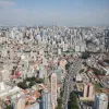 Domingo com sol e calor em S�o Paulo, mas com ar seco e risco � sa�de