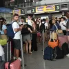 Etna entra em erup��o e paralisa voos no aeroporto de Cat�nia na It�lia