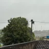 Chuva forte e mar agitado geram alerta de perigo e alagamentos no Rio de Janeiro