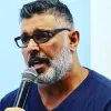 Alexandre Frota fica chateado ao ver Maur�cio Mattar rindo de seu apoio a Lula
