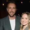 Dax Shepard revela que criar filhas na puberdade � maior estresse do que conflitos de casamento
