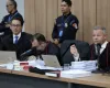 Promotor afirma que defesa tenta enganar j�ri com 'fuma�a' em julgamento