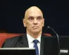 Juristas apontam rela��o suspeita entre Moraes e banqueiro e pedem investiga��o