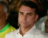 Fl�vio Bolsonaro decide pedir cassa��o de Lula ap�s derrota nas elei��es