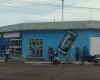 Homens de moto invadem barbearia e matam cliente em Mato Grosso