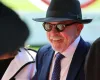 Lula brinca que Neymar � o primeiro convocado 'home office' do mundo