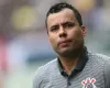 Jair Ventura, 'bombeiro' do futebol, defende que t�cnicos se reinventem