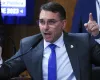 Senador diz que grupo de Lula na PF foi exposto ap�s demiss�o de diretor