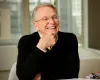 Morre o estilista lend�rio Bob Mackie, criador das fantasias de Cher e Elton John