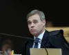 Ministro Andr� Mendon�a n�o consegue abrir dados de celular de Vorcaro e pede socorro � Pol�cia Federal
