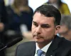 Fl�vio Bolsonaro lamenta morte de Rick e mostra v�deo do cantor tocando para o pai