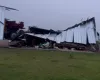 Chuvas de tirar o f�lego destroem galp�o de fazenda no RS antes da planta��o