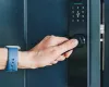 5 motivos simples para voc� trocar a chave comum por uma fechadura inteligente