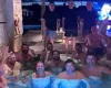 Pol�cia Federal investiga quem vazou foto �ntima de senador em piscina com colegas