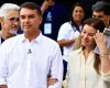 Fl�vio Bolsonaro visita o pai Jair ap�s 3 meses de pris�o