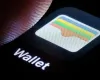 Reino Unido pressiona Apple para abrir sistema de pagamento do iPhone