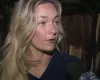 Estudante universit�ria � assediada por homem que escalou muro e espiou ela de cima da cerca
