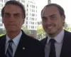 Bolsonaro responde a pedido de desculpas do filho Carlos: 'Vambora, levanta a cabe�a'