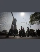 686007