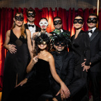 Decameron comemora 30 anos com Baile de Mscaras