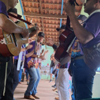 Cento e vinte e quatro anos de Folia de Reis em Ribeirozinho, Mato Grosso, tradio que atravessa sculo.