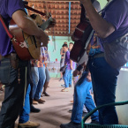 Cento e vinte e quatro anos de Folia de Reis em Ribeirozinho, Mato Grosso, tradio que atravessa sculo.