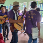 Cento e vinte e quatro anos de Folia de Reis em Ribeirozinho, Mato Grosso, tradio que atravessa sculo.