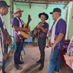 Cento e vinte e quatro anos de Folia de Reis em Ribeirozinho, Mato Grosso, tradio que atravessa sculo.