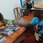 Tarde de autgrafos do livro Prolas Negras