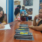 Tarde de autgrafos do livro Prolas Negras