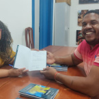Tarde de autgrafos do livro Prolas Negras
