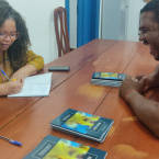 Tarde de autgrafos do livro Prolas Negras