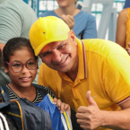 Mochila cheia: 400 kits escolares so entregues aos estudantes do Complexo Dom Bosco - CMEB Joo Alves