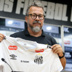 Clber Xavier  apresentado e v Neymar como soluo para Santos reagir