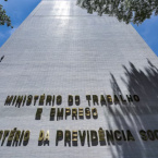 Ministrio do Trabalho multiplica verba e fecha contratos com ONGs ligadas a sindicatos