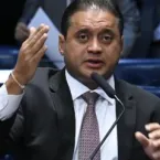 STF investiga senador por suspeita de atrapalhar investigação de homicídio