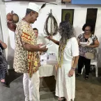 Reexistir  celebrar: vozes e presenas na Noite de Autgrafos do Centro Pai Jeremias