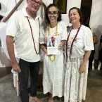 Reexistir  celebrar: vozes e presenas na Noite de Autgrafos do Centro Pai Jeremias