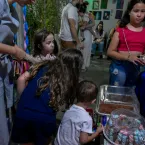 Tradi��o, f� e alegria marcam a Festa de Cosme e Dami�o no Centro Esp�rita Nossa Senhora do Carmo