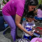 Tradi��o, f� e alegria marcam a Festa de Cosme e Dami�o no Centro Esp�rita Nossa Senhora do Carmo