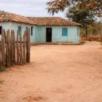 Poesias de Flozino Rocha da Silva: mem�ria, afeto e identidade de Torixor�u