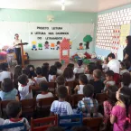 Iniciativas de incentivo aos estudos premiam professores e alunos
