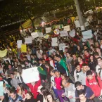 Atos pol�ticos em Balne�rio Cambori� viram com�cios para candidatos, critica colunista