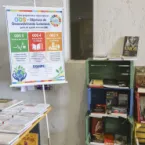 Idosos criam biblioteca comunitária em Curitiba como projeto de conclusão de curso
