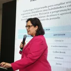 Estudantes do Paraná fazem imersão intensiva para dominar a redação do Enem