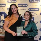 Roda de conversa marca lançamento de livro e revela histórias de transformação e superação; VEJA FOTOS